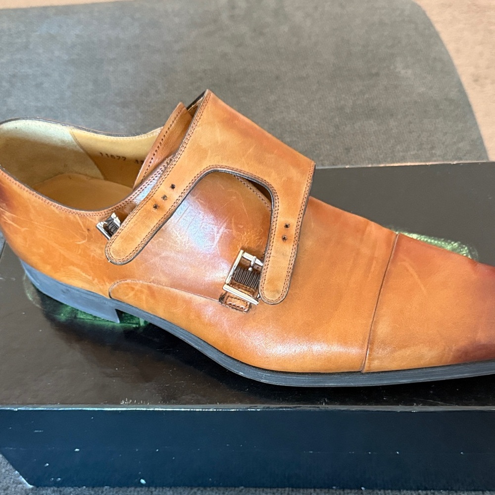Magnanni Cognac Leather Oxfords